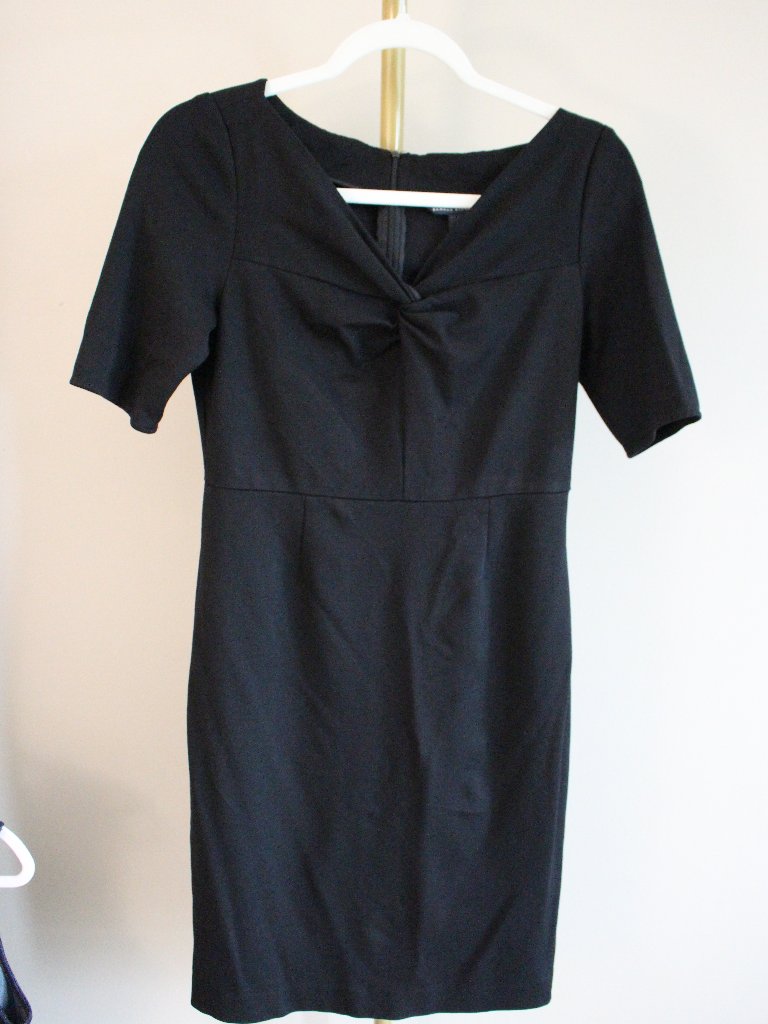 Women's Banana Republic Black Front Knot Dress, Size 2
